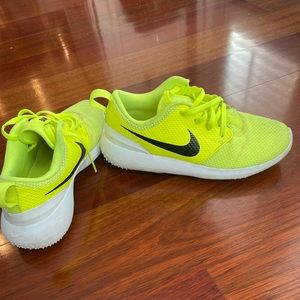 Nike kids golf shoes